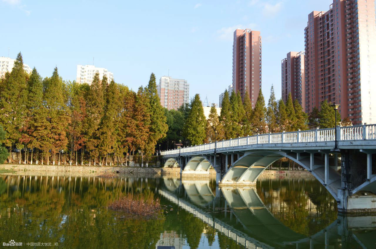 谈球吧网页版登录入口红军桥